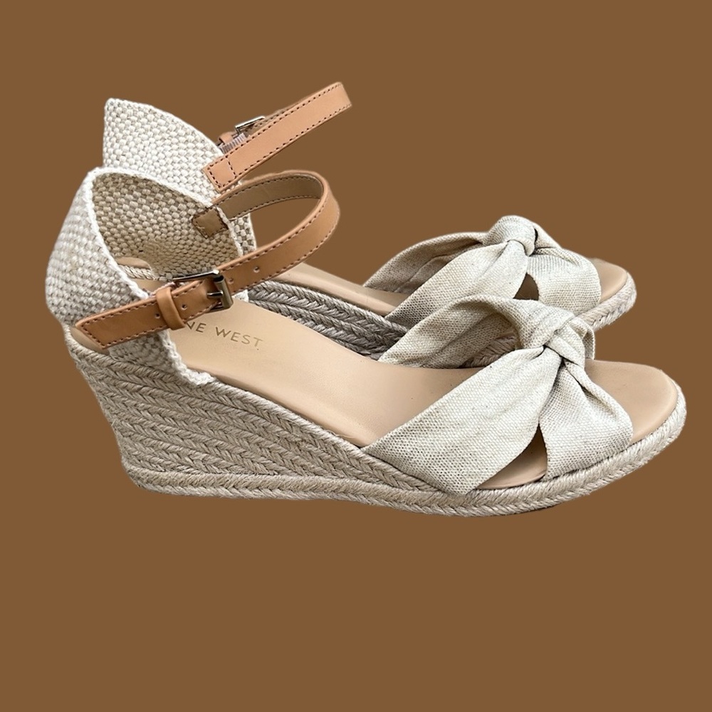 Nine West Wedge Sandals. #10 - Picture 15 of 15